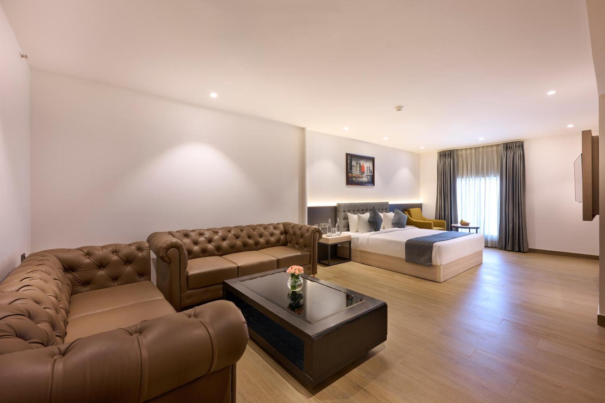 Delite Sarovar Portico Faridabad Extérieur photo