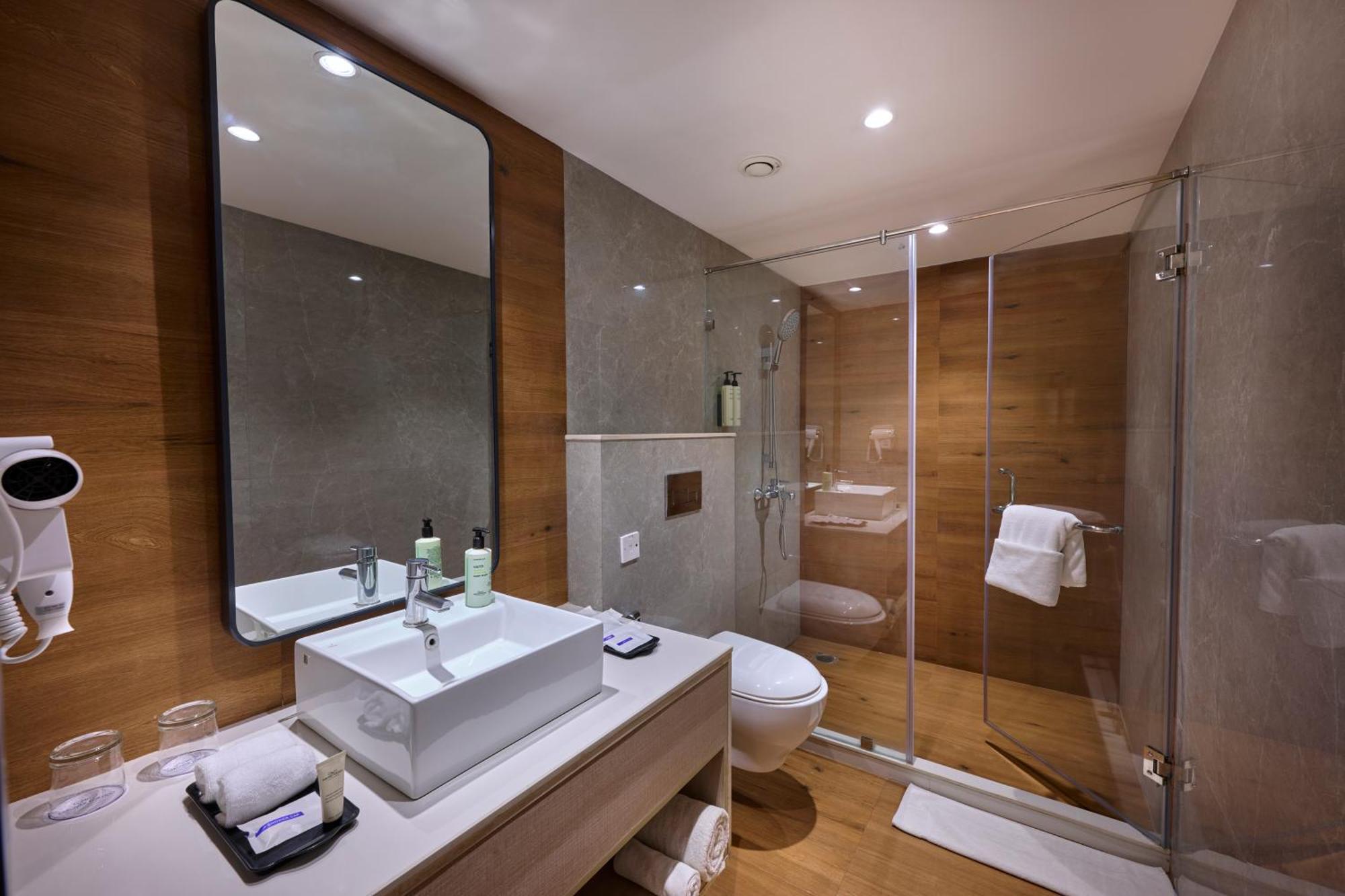 Delite Sarovar Portico Faridabad Extérieur photo