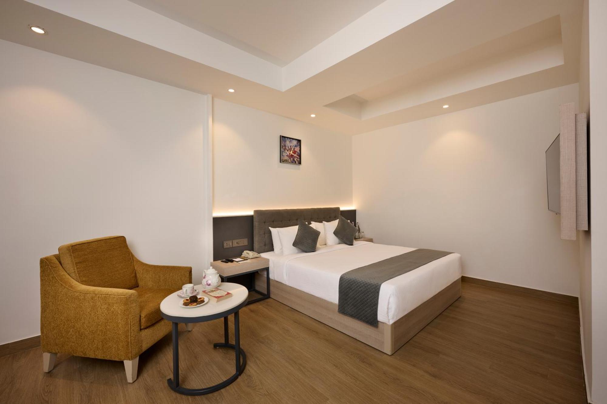 Delite Sarovar Portico Faridabad Extérieur photo
